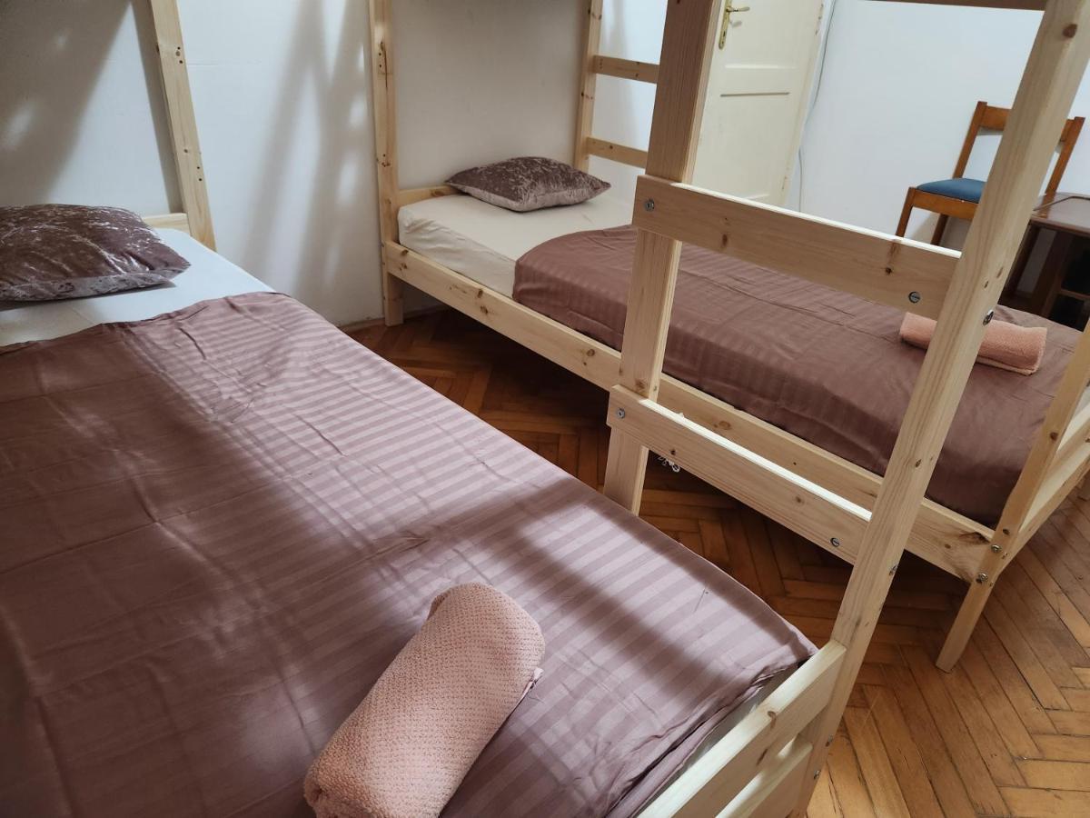 Hostel Queen Centar Split Exterior foto